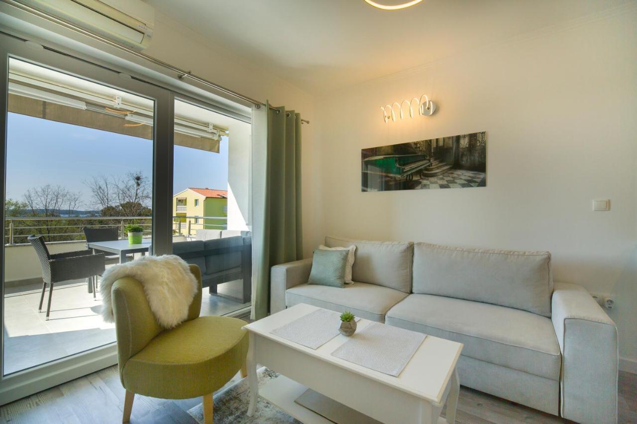 Apartment Marica พูลา ภายนอก รูปภาพ