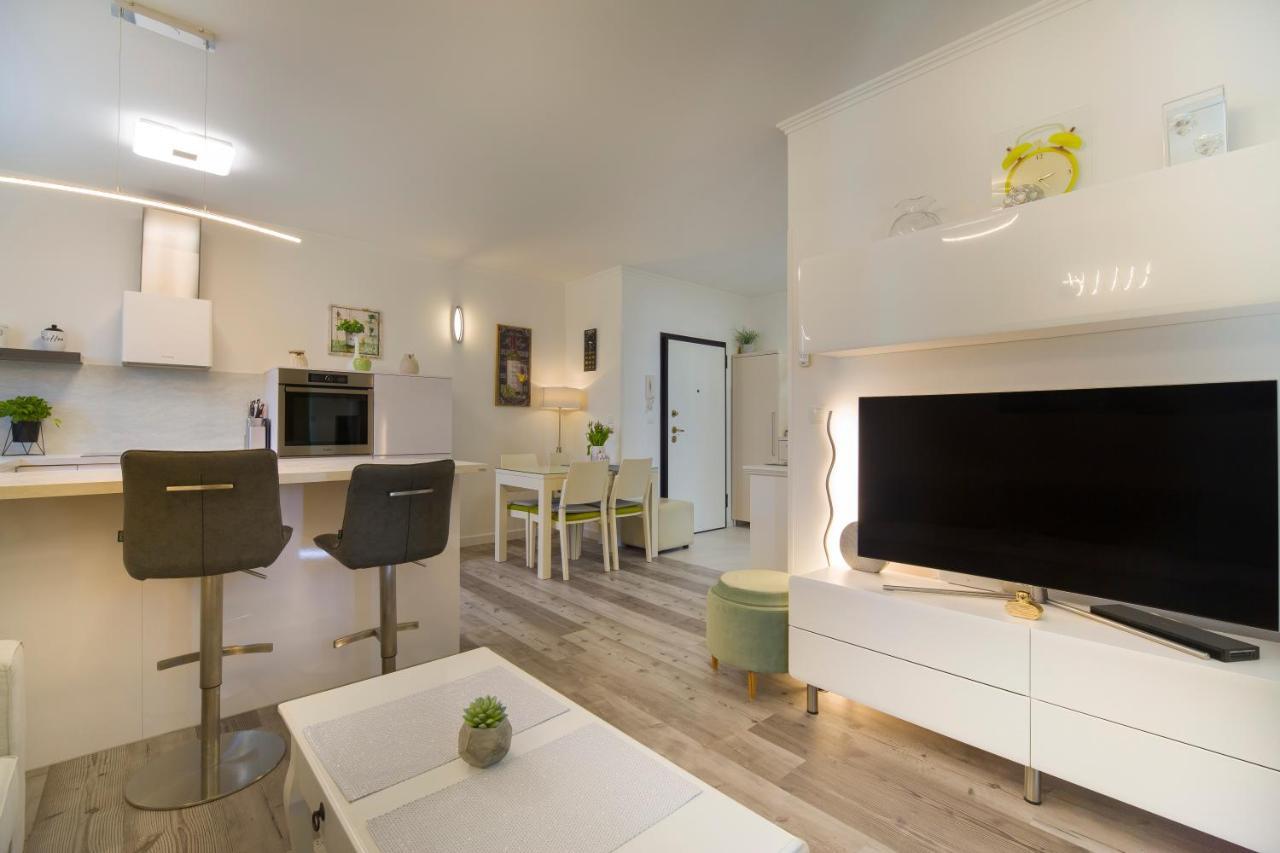 Apartment Marica พูลา ภายนอก รูปภาพ