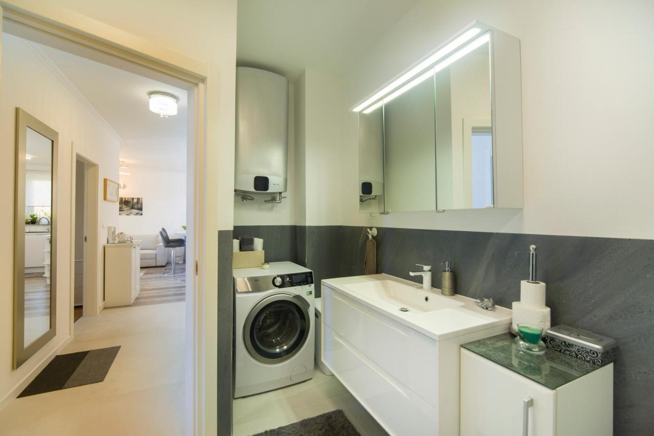 Apartment Marica พูลา ภายนอก รูปภาพ